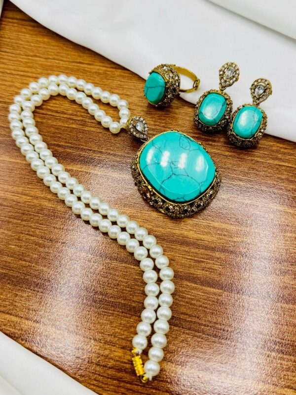 Turquoise Kingman set